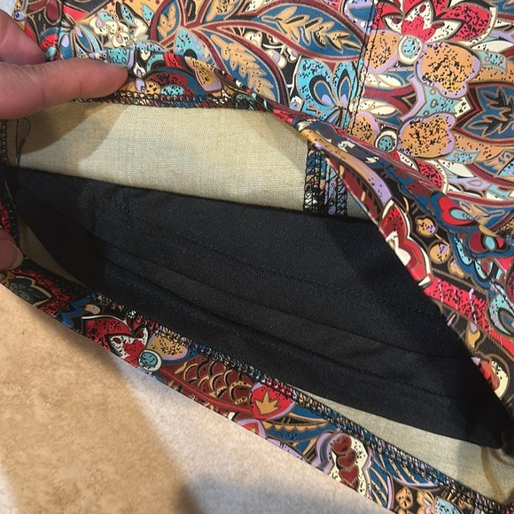 Very J Faux Leather Boho Printed Paisley Shorts L Fall Fashion - Picture 7 of 9